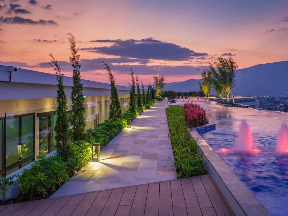 Astra Sky River Condo Chiang Mai Esterno foto