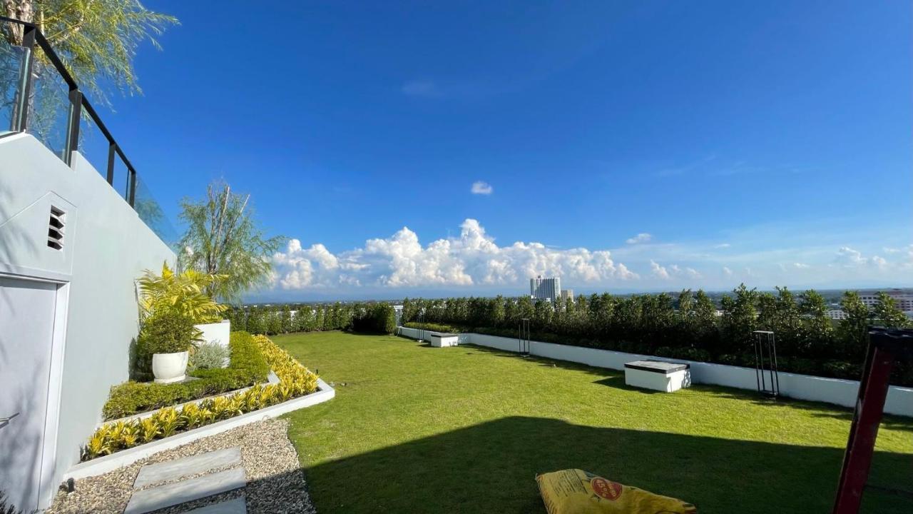 Astra Sky River Condo Chiang Mai Esterno foto